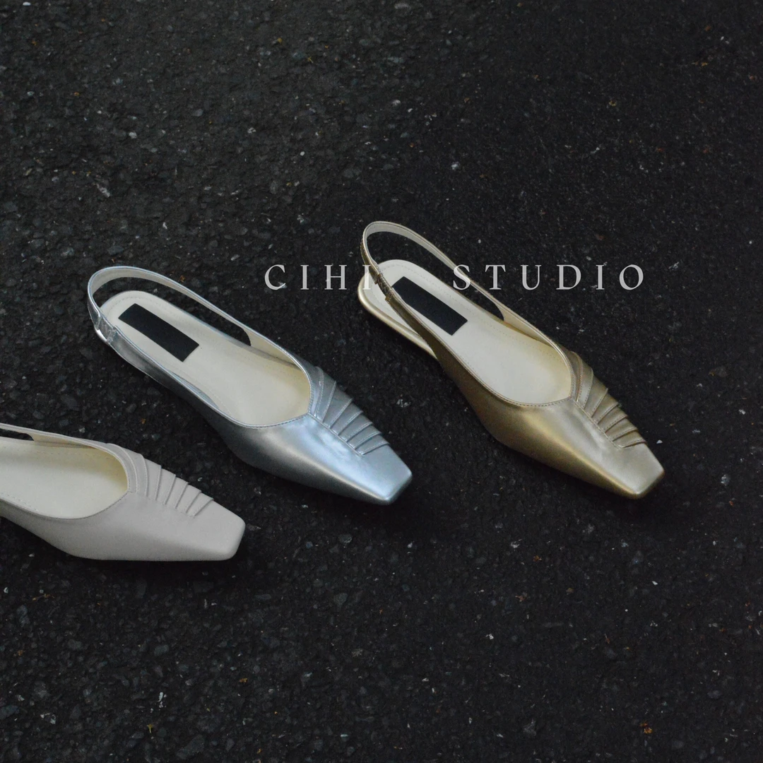 Cihi設計/489-寥寥長風-夏日温柔高级感银色包头浅口平底后空凉鞋
