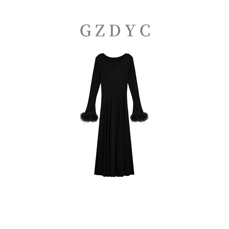 鸽子的衣橱宴会战袍冬季显瘦气质毛毛款百搭修身连衣裙LYQ6004