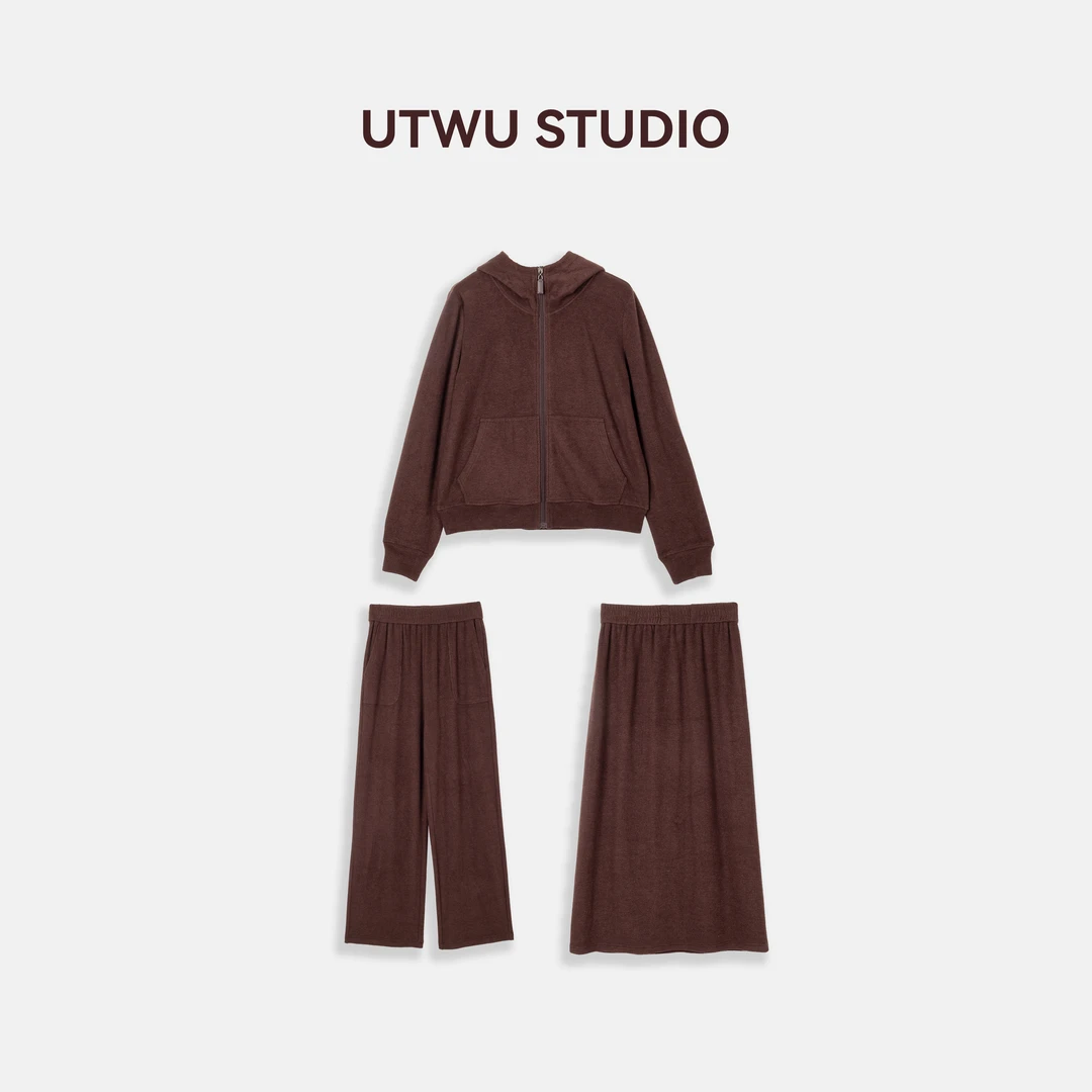 UTWU小敏「自然随性」精梳棉休闲百搭连帽卫衣套装裤子半裙Q24W1034