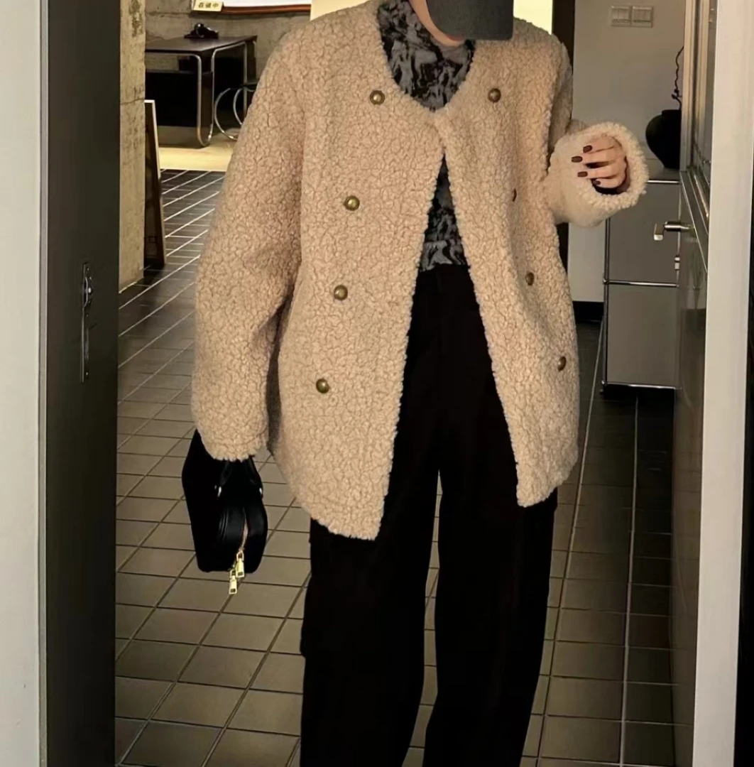 独立女装新款外套。