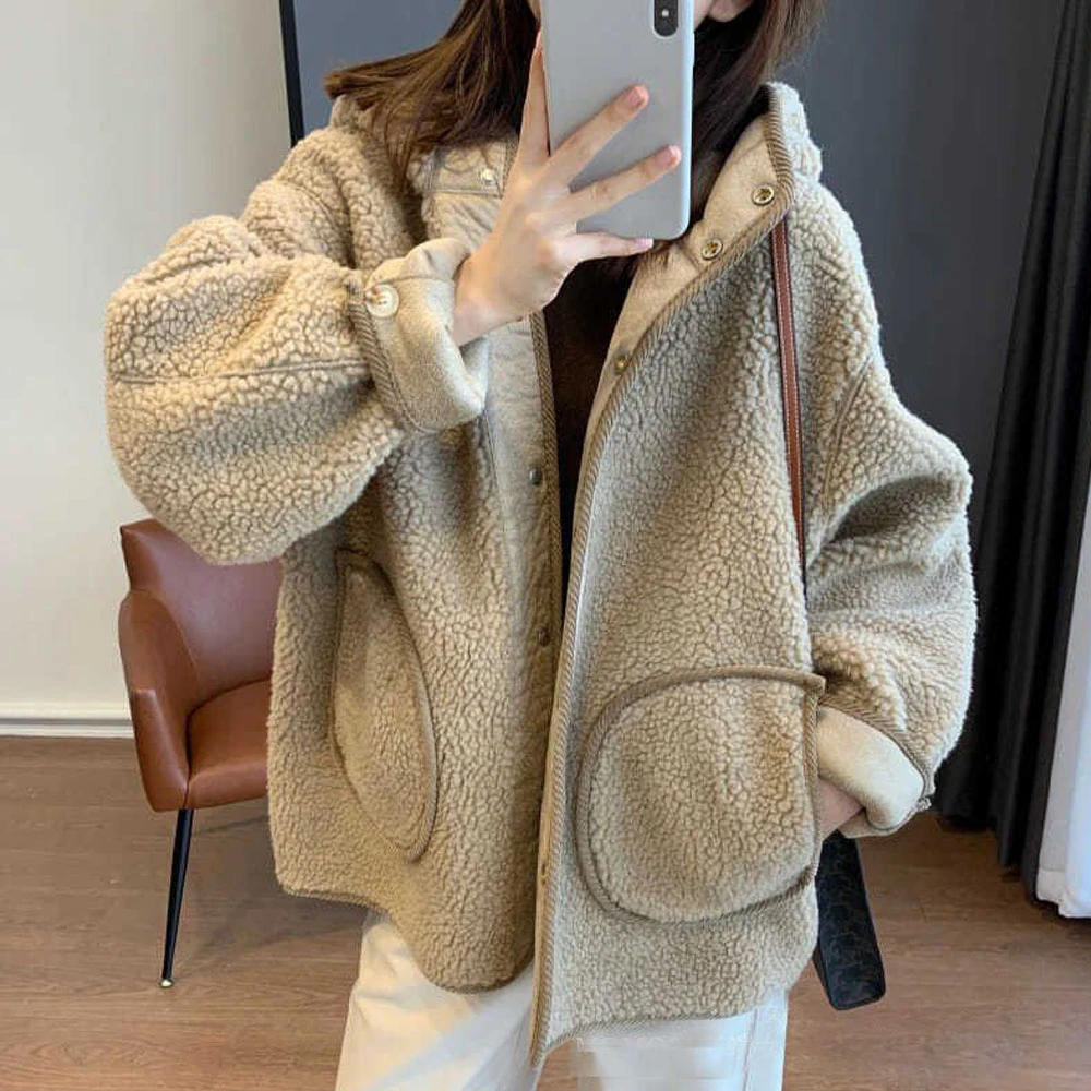 摇粒绒仿羊羔毛外套女秋冬新款加厚棉衣一体绒连帽保暖夹克上衣潮