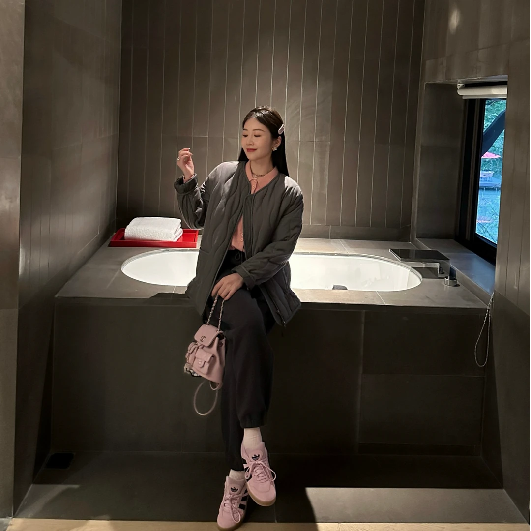 syna 老友记 圆领简约宽松外套