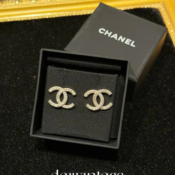 Chanel香奈儿麻花边水钻双C水钻耳钉/二手物品