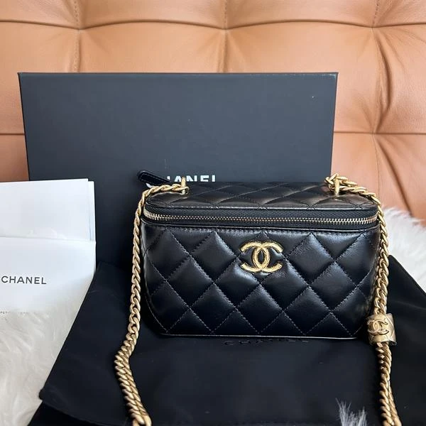 大吉中古/CHANEL香奈儿23B小金柱斜挎包