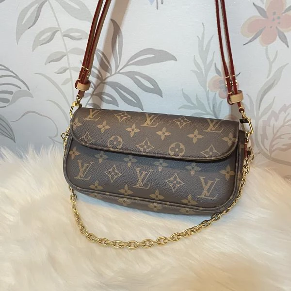 99新  大吉中古/LV老花ivy单肩包