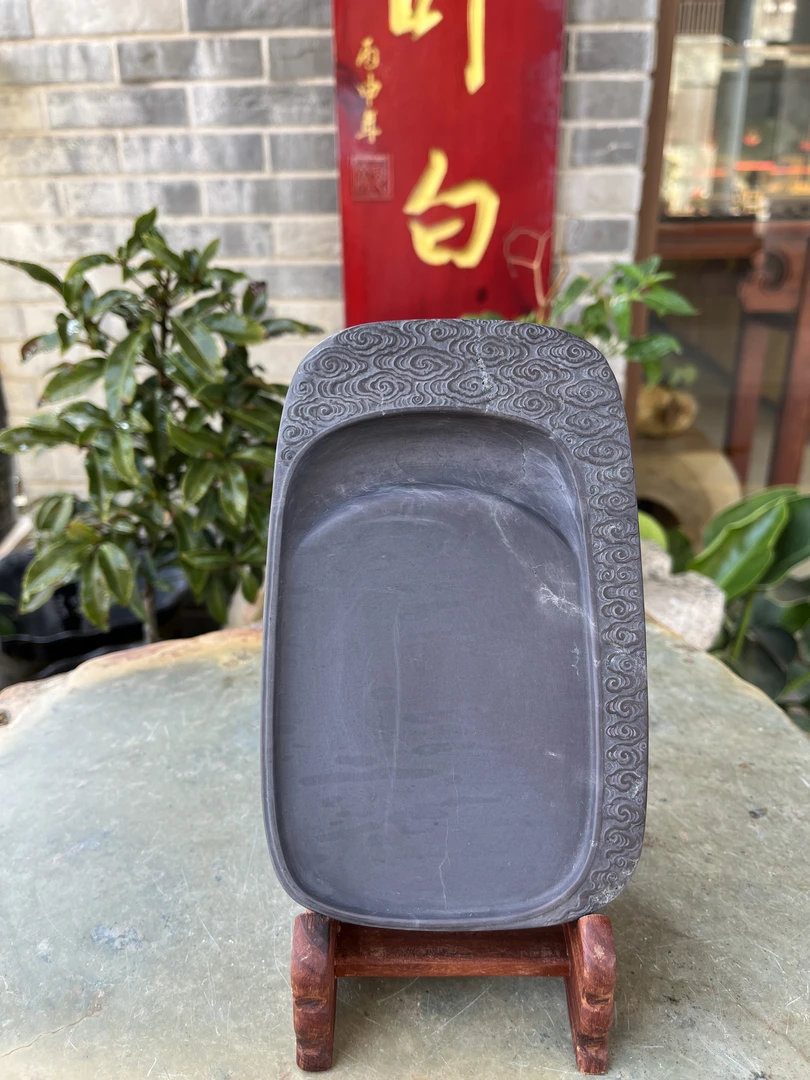 又大又厚麻子坑［祥云］砚台