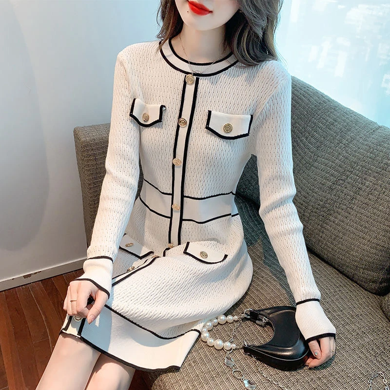 时尚黑色长袖针织连衣裙秋冬2025新款女冬季法式高端气质裙子显瘦