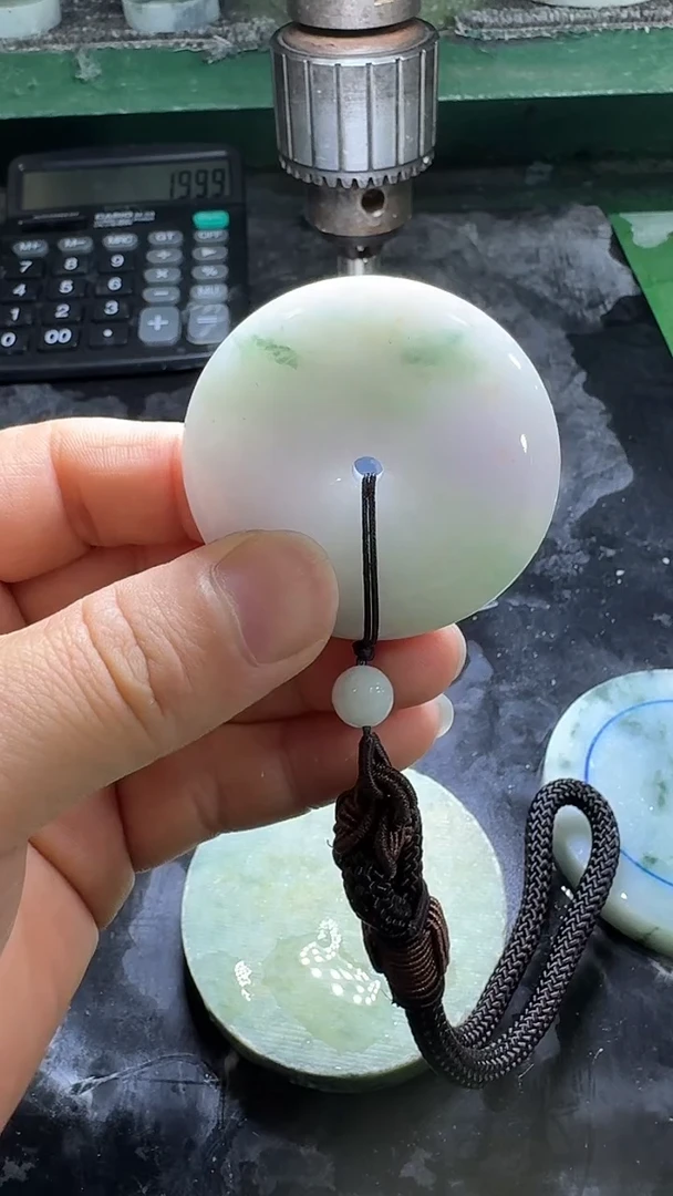 【闪购商品】翡翠颈饰未镶嵌挂件