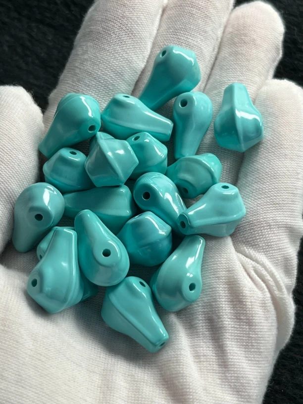 绿色11.8mm鲨鱼背三通手串配珠