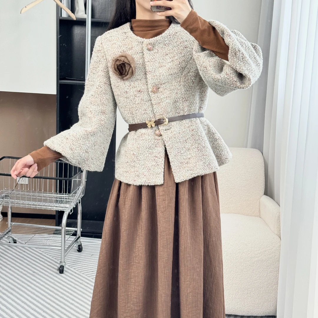 拉夏贝尔/25现货冬新名媛小香风羽绒外套+半身裙 10212 QHD