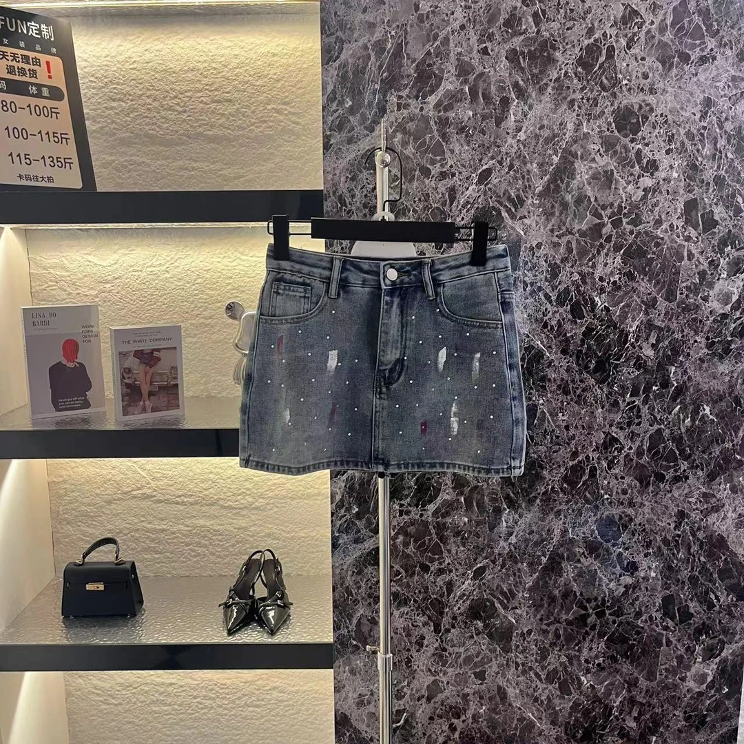 【CENFUN】* 时尚休闲百搭女士夏季黑色设计师重工牛仔裤C11109