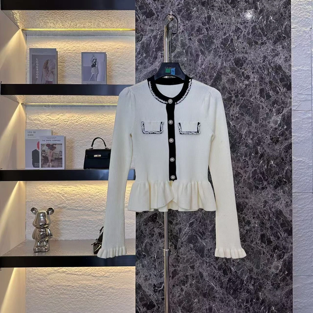 【CENFUN】*小香风气质长袖白色针织短款时尚百搭上衣A231154