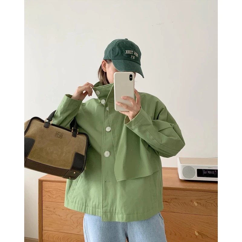 freshtaro耐看型的 暖卡其/森林绿 立领短款风衣外套女秋