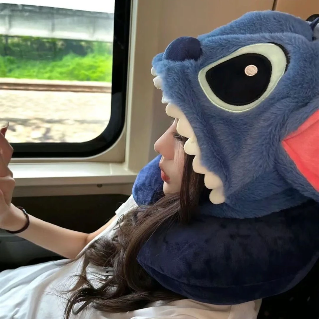 小丑鱼u型连帽枕护颈枕旅行坐飞机高铁头枕便携靠枕办公室午睡枕