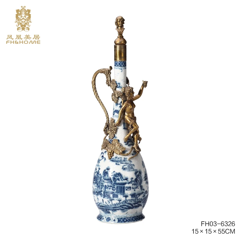 FH&HOME/凤凰美居欧式青花陶瓷铜把手家居仿古装饰天使青花壶摆件