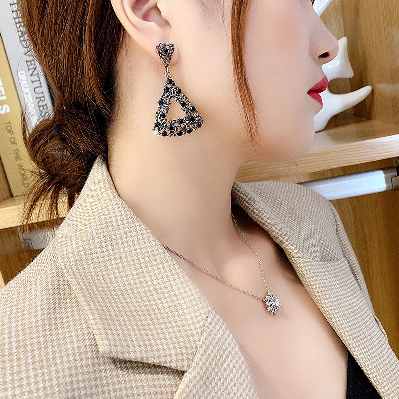 铜合金耳饰 【196】 几何三角耳环复古名媛气质韩版时尚感耳饰女