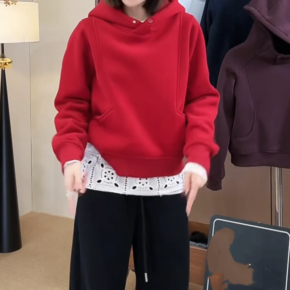 加绒卫衣女一粒扣2024新款冬季正肩隐形口袋时尚短款连帽上衣