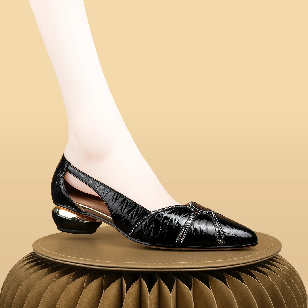 格美诗2024新款黑色夏季中跟百搭女士舒适尖头镂空浅口低跟鞋8078