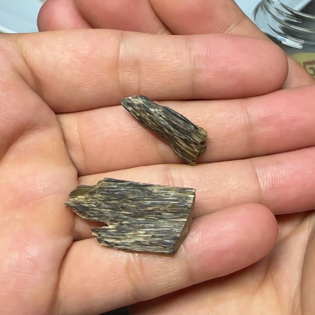 【闪购商品】沉香爱***粥国香系海南琼中打箍油0.9g