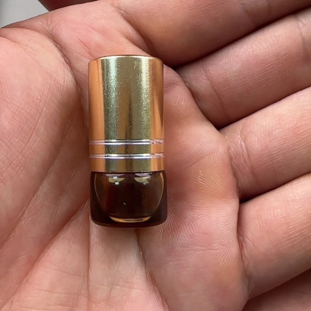 【闪购商品】.*头沉香精油1g