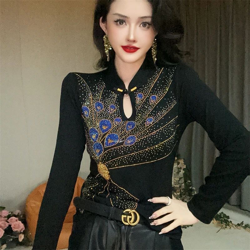 时尚烫钻花束爆款洋气重工长袖打底衫女