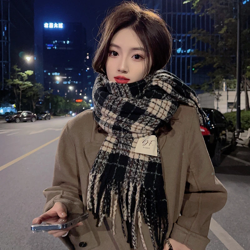 美拉德色长款流苏格子围巾女高级感百搭保暖韩版披肩加厚围脖秋冬