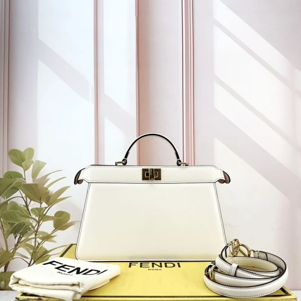 娜扎严选/芬迪/包包/98新/市场价46000/241108QR0016