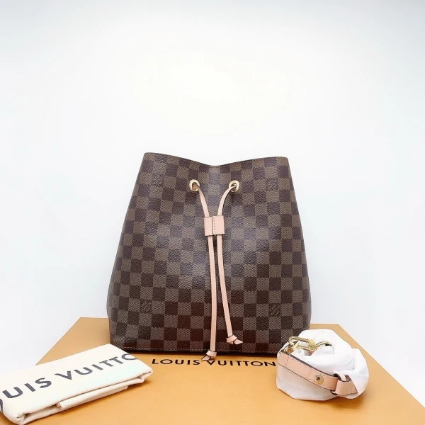 娜扎严选/路易威登/包包/99新/市场价16200/240926QR0018