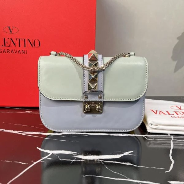 娜扎严选/华伦天奴/包包/95新/市场价16000/240922QR0013