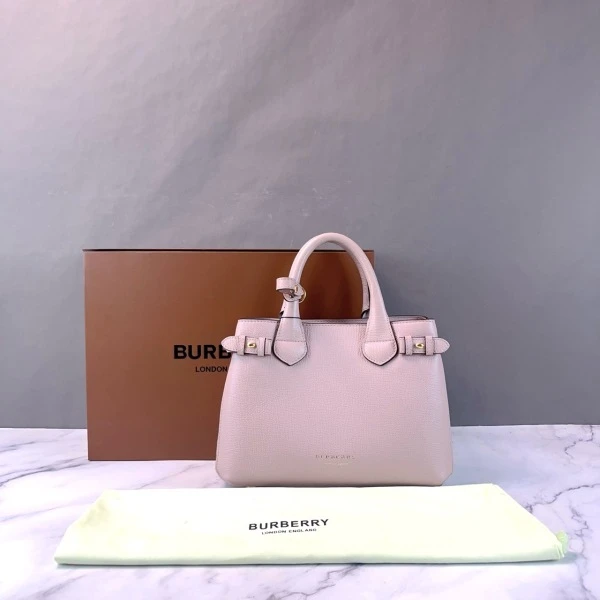 妃鱼/博柏利/95新/箱包/市场价22000/240110QR0016