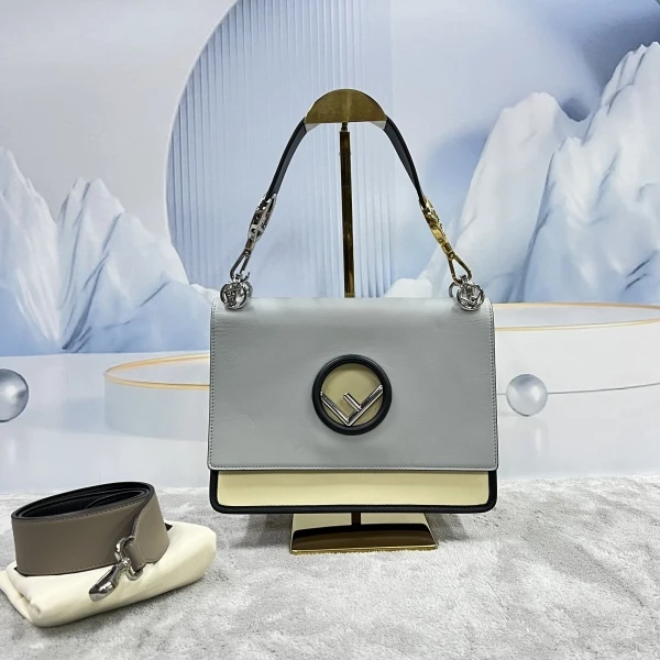 娜扎严选/芬迪/箱包/95新/市场价28888/240730QR0038