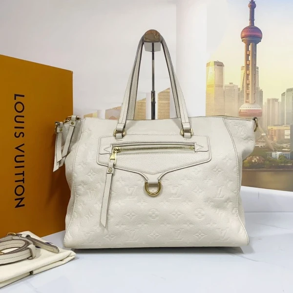 娜扎严选/路易威登/包包/95新/市场价15000/240816QR0038