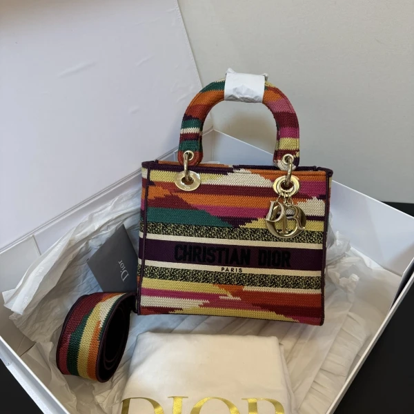 娜扎严选/迪奥/包包/98新/市场价49800/241030QR0031