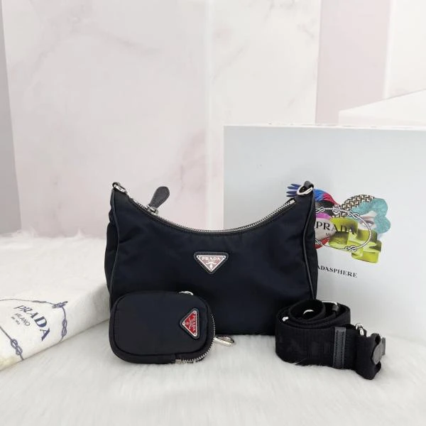 娜扎严选/普拉达/包包/95新/市场价17300/240826QR0033