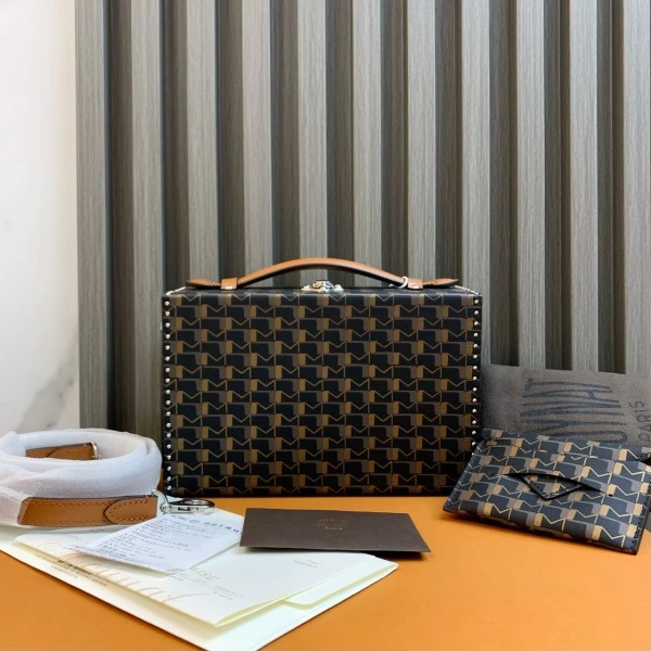 全新未使用 MOYNAT/摩奈 娜扎严选/莫奈/箱包/