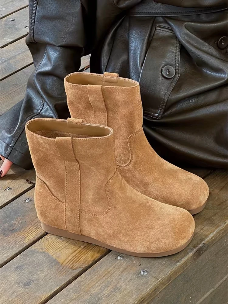 复古真皮短靴女秋冬新款软底舒适显瘦马丁靴