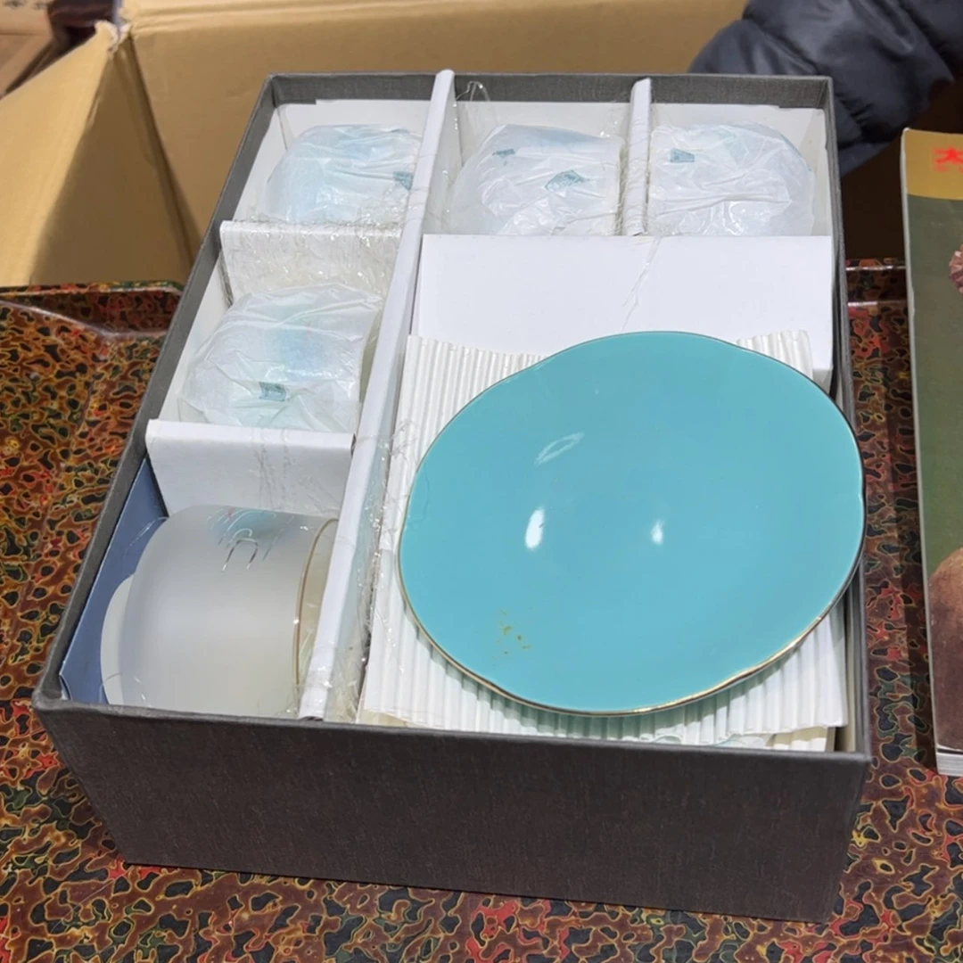 【闪购商品】瓷器兔*
