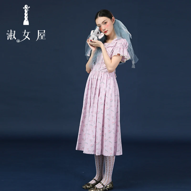 淑女屋官方旗舰店2025新款碎花时尚荷叶袖方领连衣裙公主长裙夏季