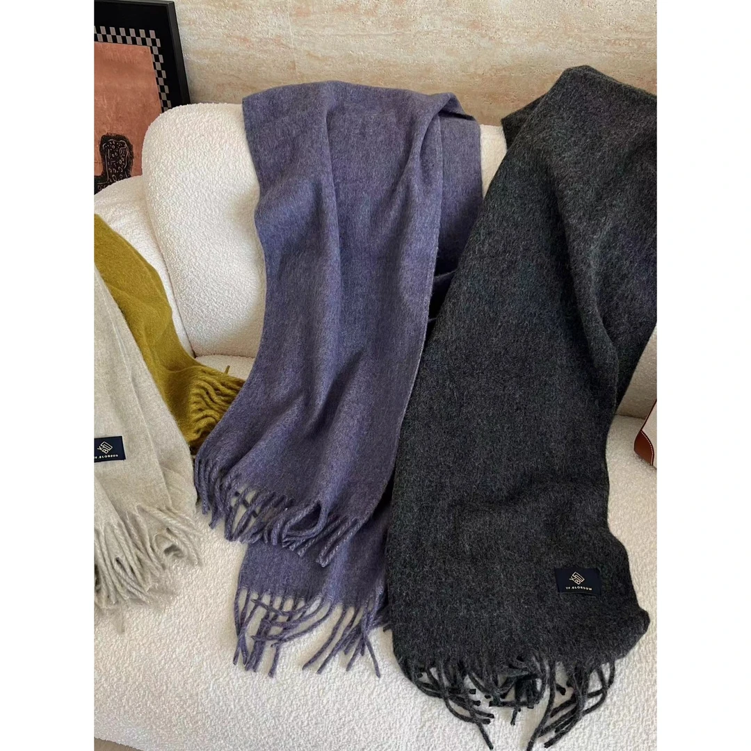 SP【极简轻奢】  原单高货 羊m绒简约高级色大围巾披肩长款围巾