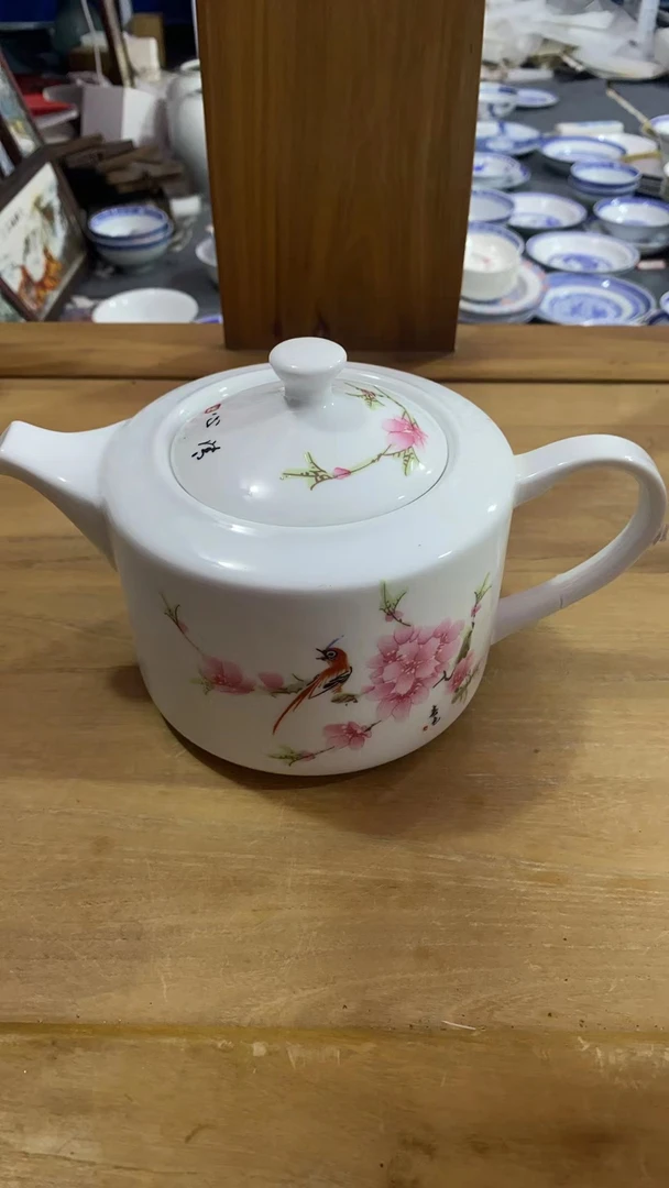 景德镇陶瓷水点桃花小壶  带头像