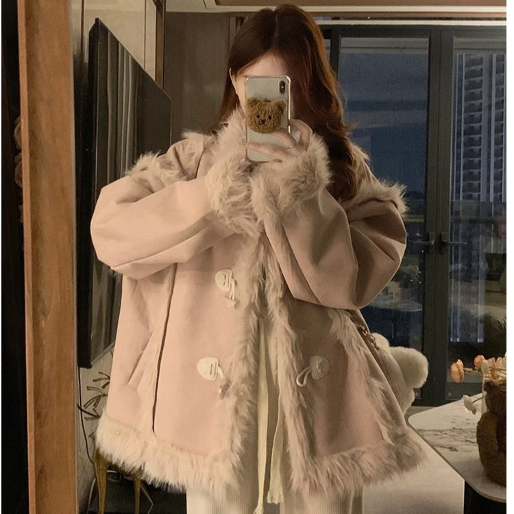 皮毛一体外套女2025冬季新款牛角扣设计感棉衣棉服加厚小个子ins