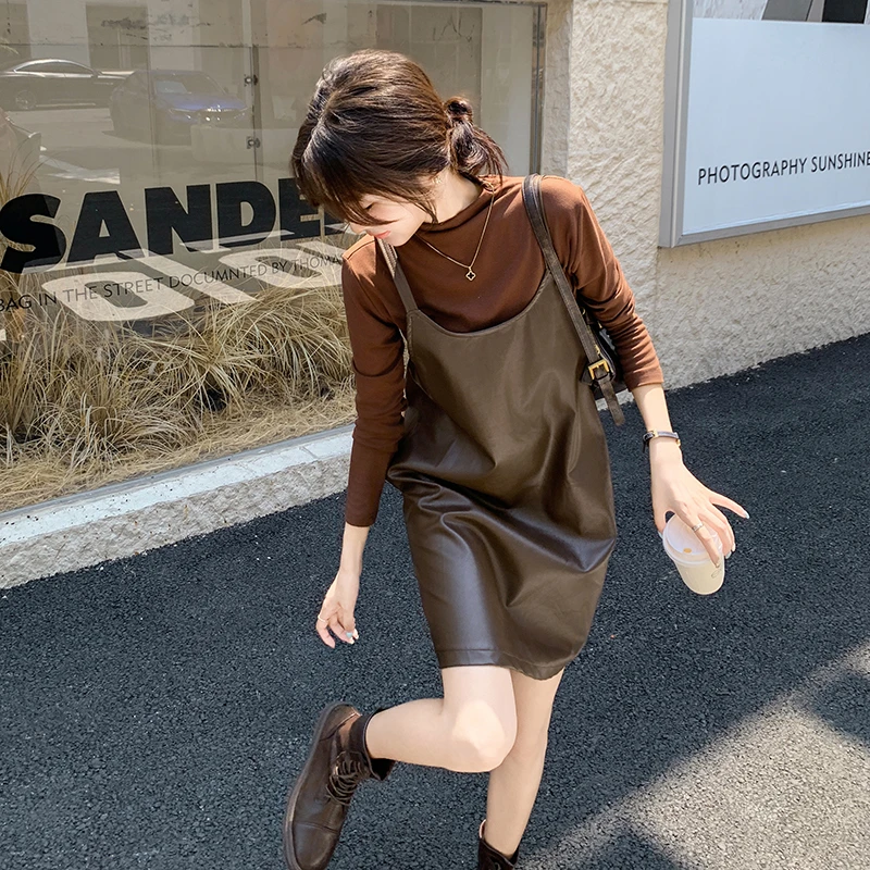 美拉德pu皮吊带裙套装女早秋季2024年新款穿搭高级感连衣裙两件套