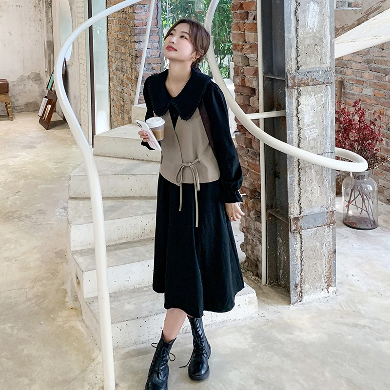 高级感女装冷淡风黑色娃娃领连衣裙2023春秋新款马甲裙子两件套装