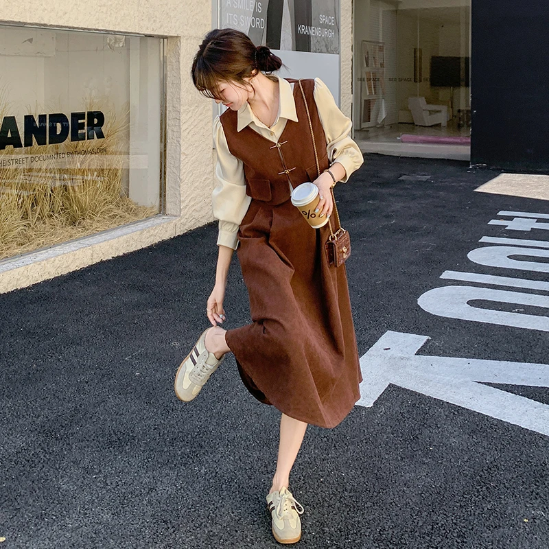 法式拼接假两件连衣裙女早秋高级感超好看大方得体收腰显瘦衬衫裙