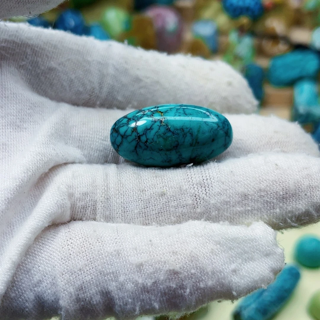 绿松石颈饰未镶嵌