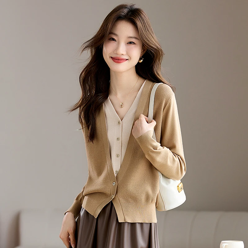 羊毛衫女士假两件毛衣针织打底衫春秋气质长袖洋气短款时尚宽松