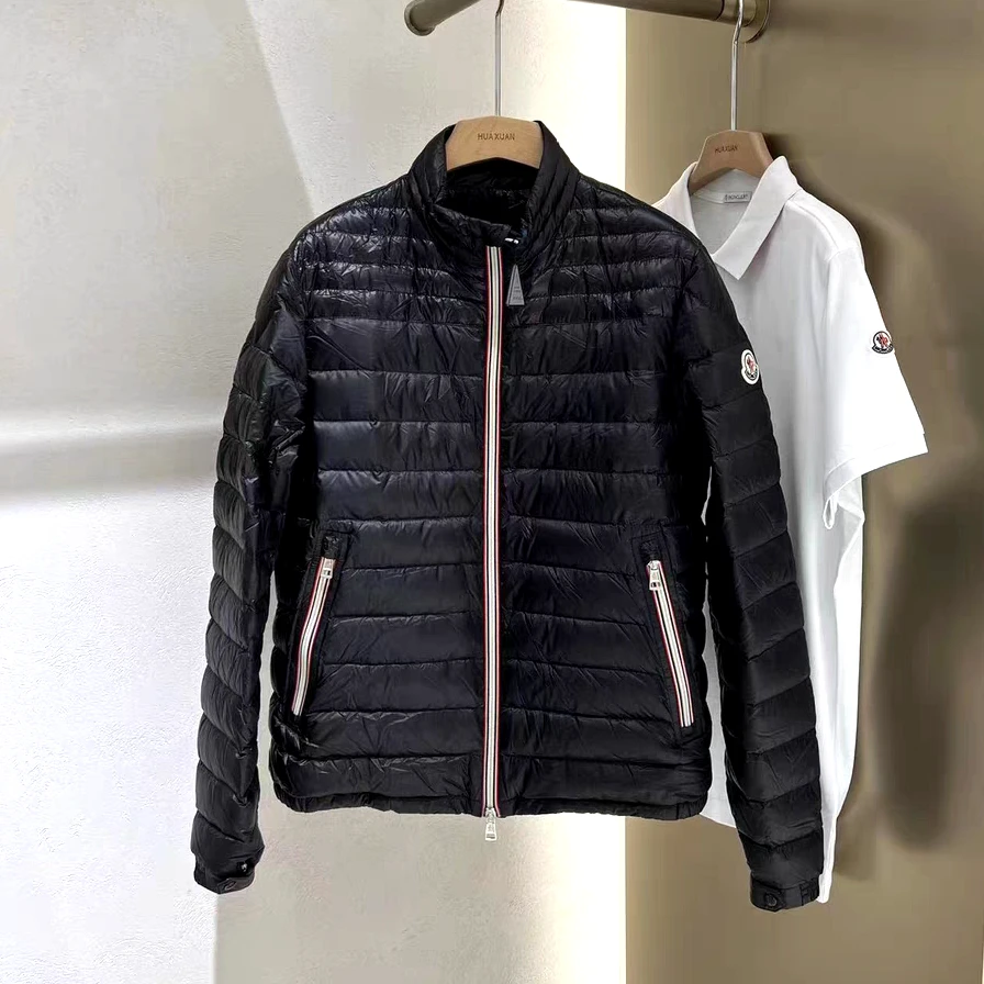 全新未使用 MONCLER 蒙口黑色Daniel轻薄款时尚休闲保暖羽绒服