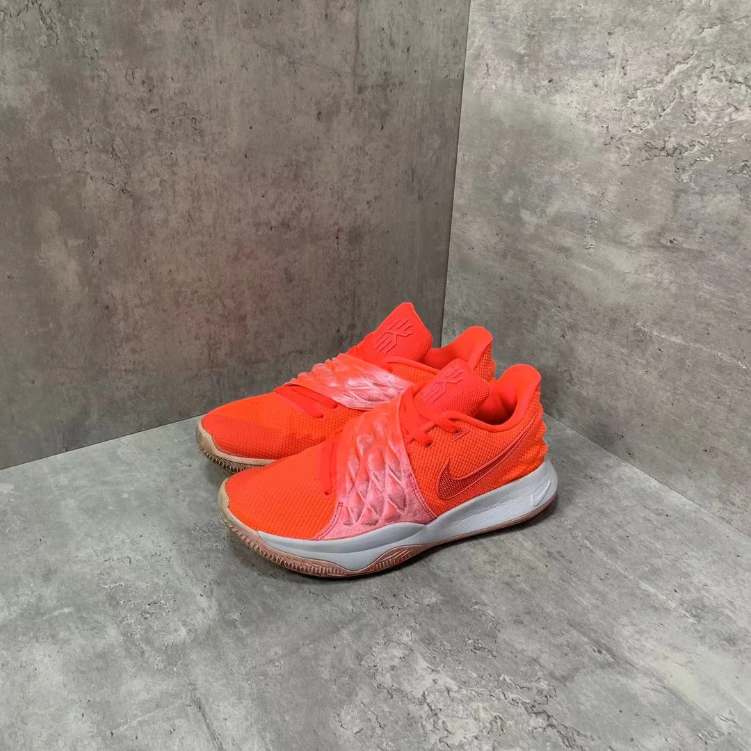 40.5码 Nike 欧文1 低帮 篮球鞋 粉色 工价1559