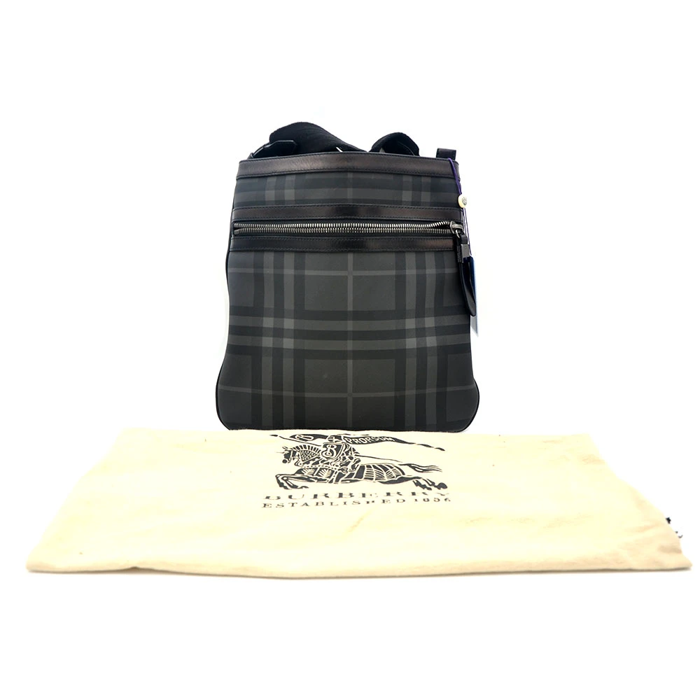 95新 BURBERRY/博柏利 96新闲置 黑灰格纹经典单肩包29*31/13756