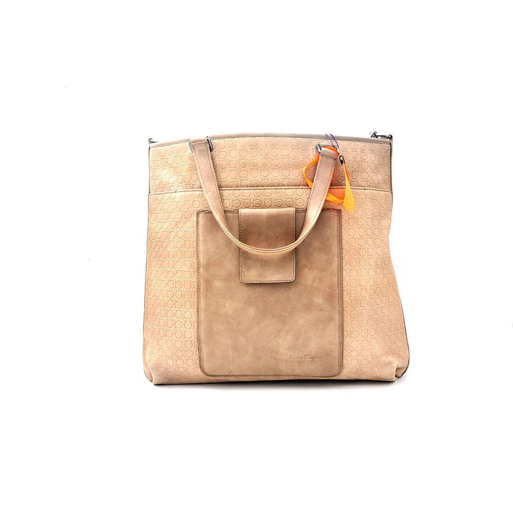 95新 FERRAGAMO/菲拉格慕 97新 卡其色老花单肩托特包40＊38/99345